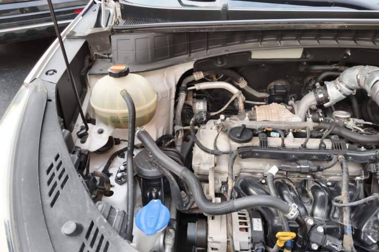 Used Hyundai Tucson 2015 1.6T Dual-Clutch Two-Wheel-Drive Smart Model Engine Bay Right