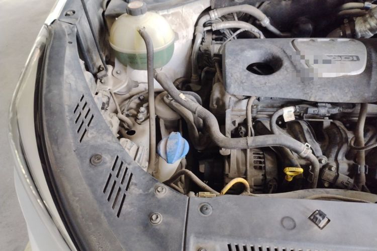 Used Hyundai Tucson 2015 1.6T Dual-Clutch Two-Wheel-Drive Smart Model Engine Bay Right