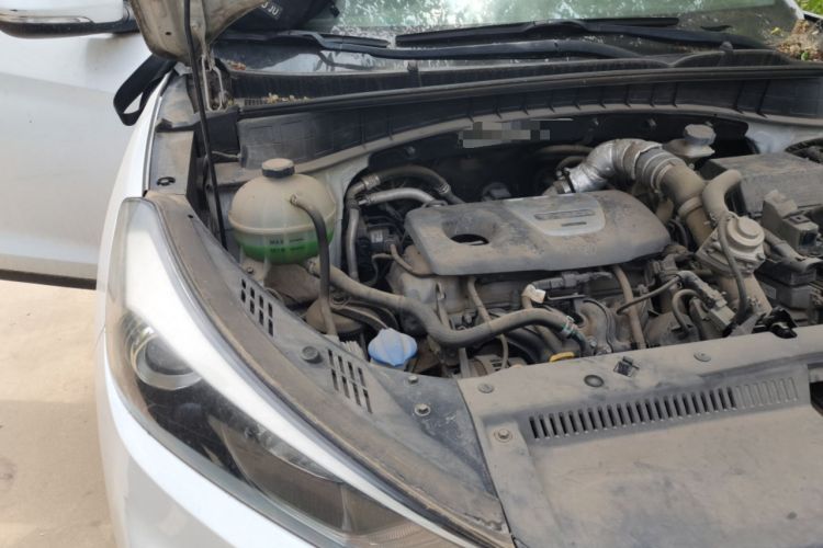 Used Hyundai Tucson 2015 1.6T Dual-Clutch Two-Wheel-Drive Smart Model Engine Bay Right