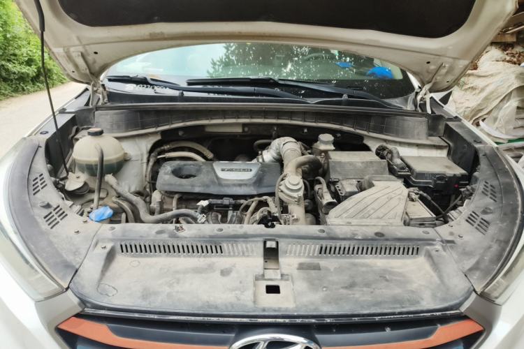 Used Hyundai Tucson 2015 1.6T Dual-Clutch Two-Wheel-Drive Smart Model Engine Bay