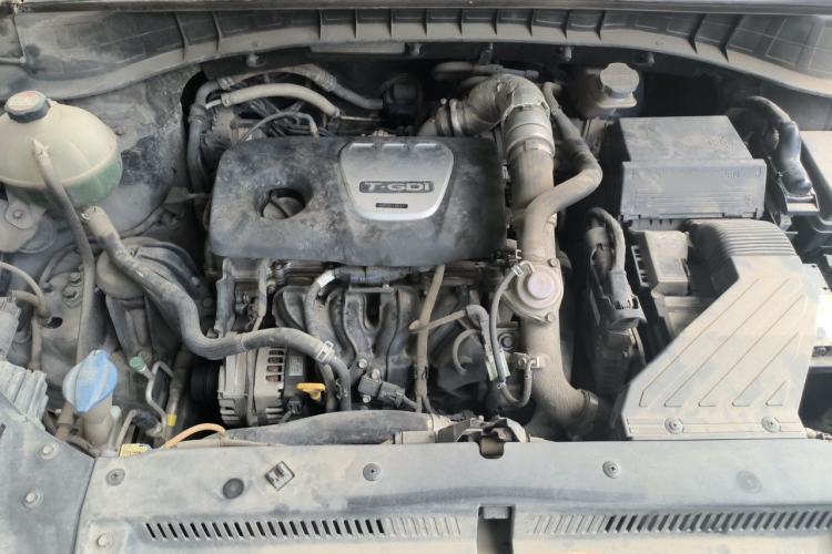 Used Hyundai Tucson 2015 1.6T Dual-Clutch Two-Wheel-Drive Leading Model Engine Bay