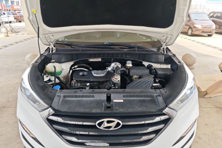 Used Hyundai Tucson 2015 1.6T Dual-Clutch Two-Wheel-Drive Smart Model Engine Bay