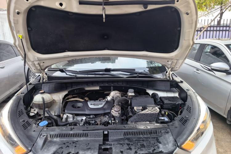 Used Hyundai Tucson 2015 1.6T Dual-Clutch Two-Wheel-Drive Smart Model Engine Bay