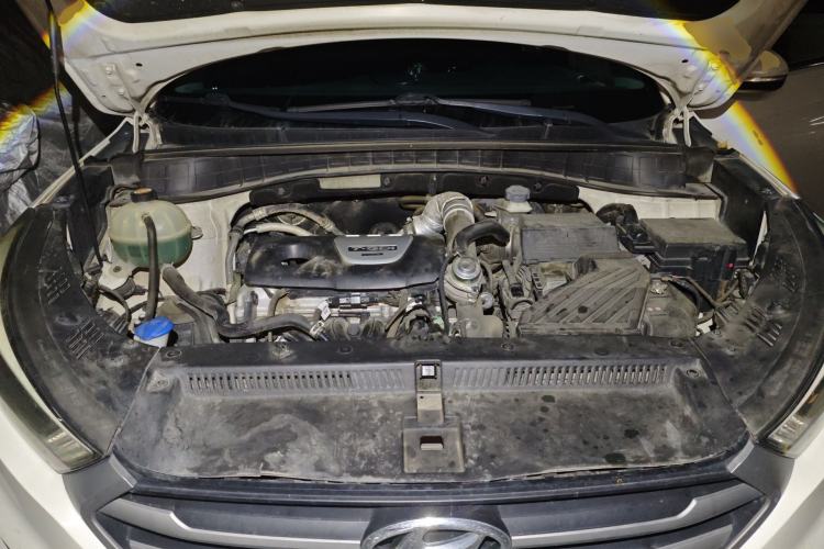 Used Hyundai Tucson 2015 1.6T Dual-Clutch Two-Wheel-Drive Smart Model Engine Bay