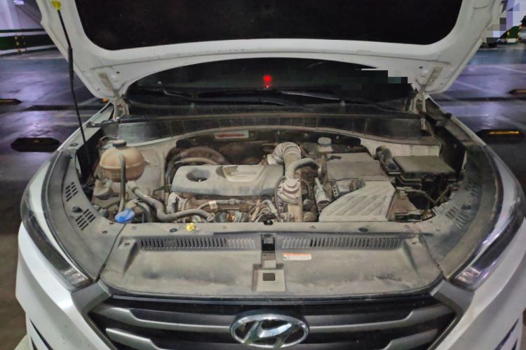 Used Hyundai Tucson 2015 1.6T Dual-Clutch Two-Wheel-Drive Smart Model Engine Bay