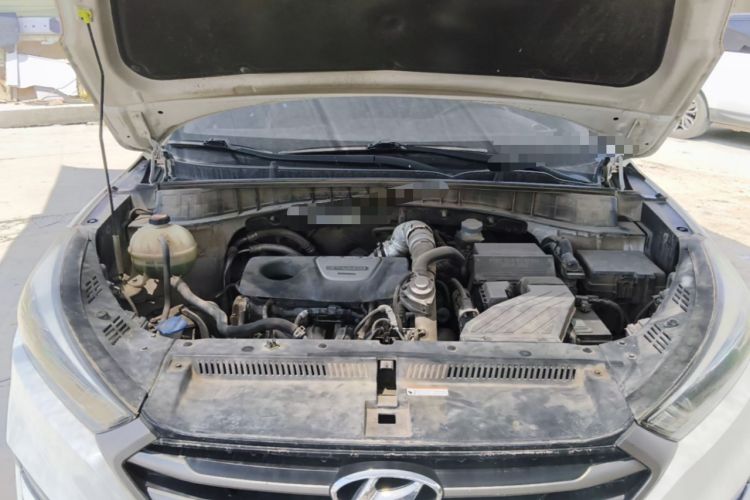 Used Hyundai Tucson 2015 1.6T Dual-Clutch Two-Wheel-Drive Smart Model Engine Bay