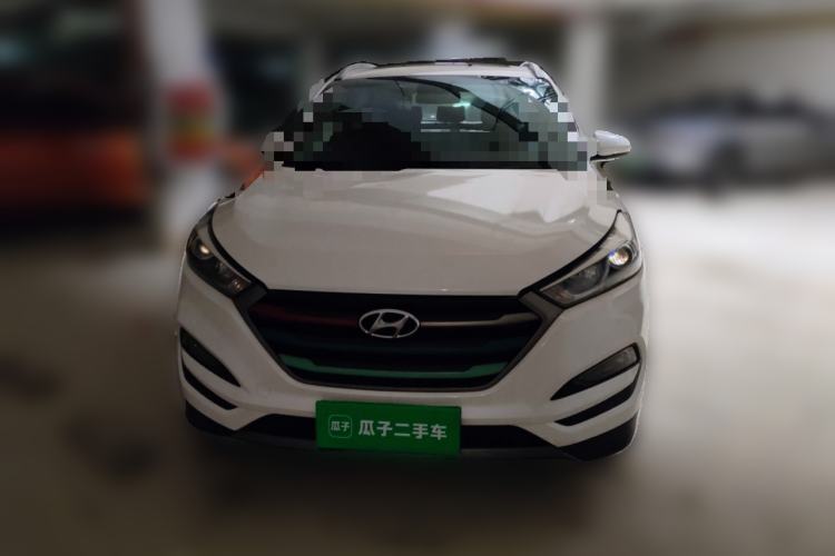 Used Hyundai Tucson 2015 1.6T Dual-Clutch Two-Wheel-Drive Smart Model Exterior 1