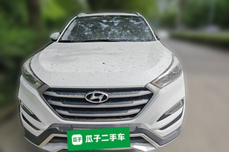 Used Hyundai Tucson 2015 1.6T Dual-Clutch Two-Wheel-Drive Smart Model Exterior 1