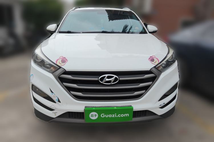 Used Hyundai Tucson 2015 1.6T Dual-Clutch Two-Wheel-Drive Smart Model Exterior 1