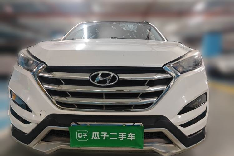 Used Hyundai Tucson 2015 1.6T Dual-Clutch Two-Wheel-Drive Leading Model Exterior 1