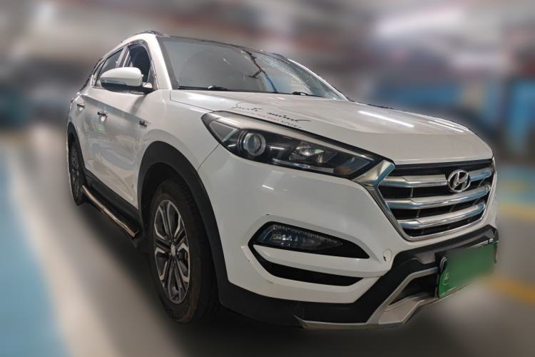 Used Hyundai Tucson 2015 1.6T Dual-Clutch Two-Wheel-Drive Leading Model Exterior 2
