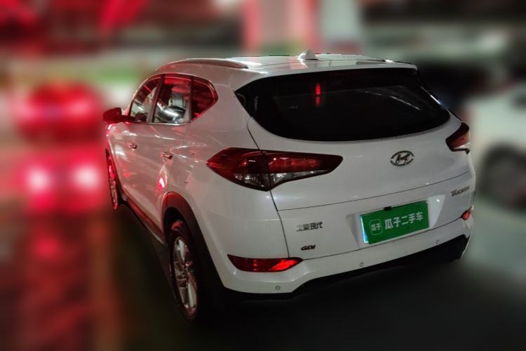 Used Hyundai Tucson 2015 2.0L Automatic Two-Wheel Drive Smart Version Exterior 3
