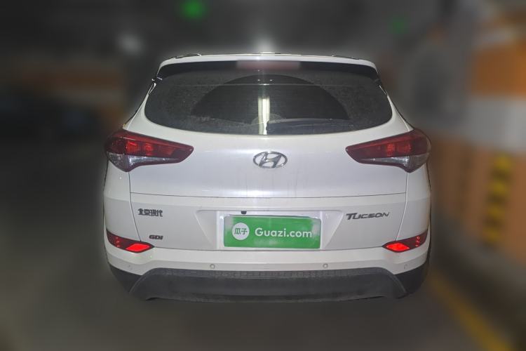 Used Hyundai Tucson 2015 2.0L Automatic Two-Wheel Drive Smart Version Exterior 4