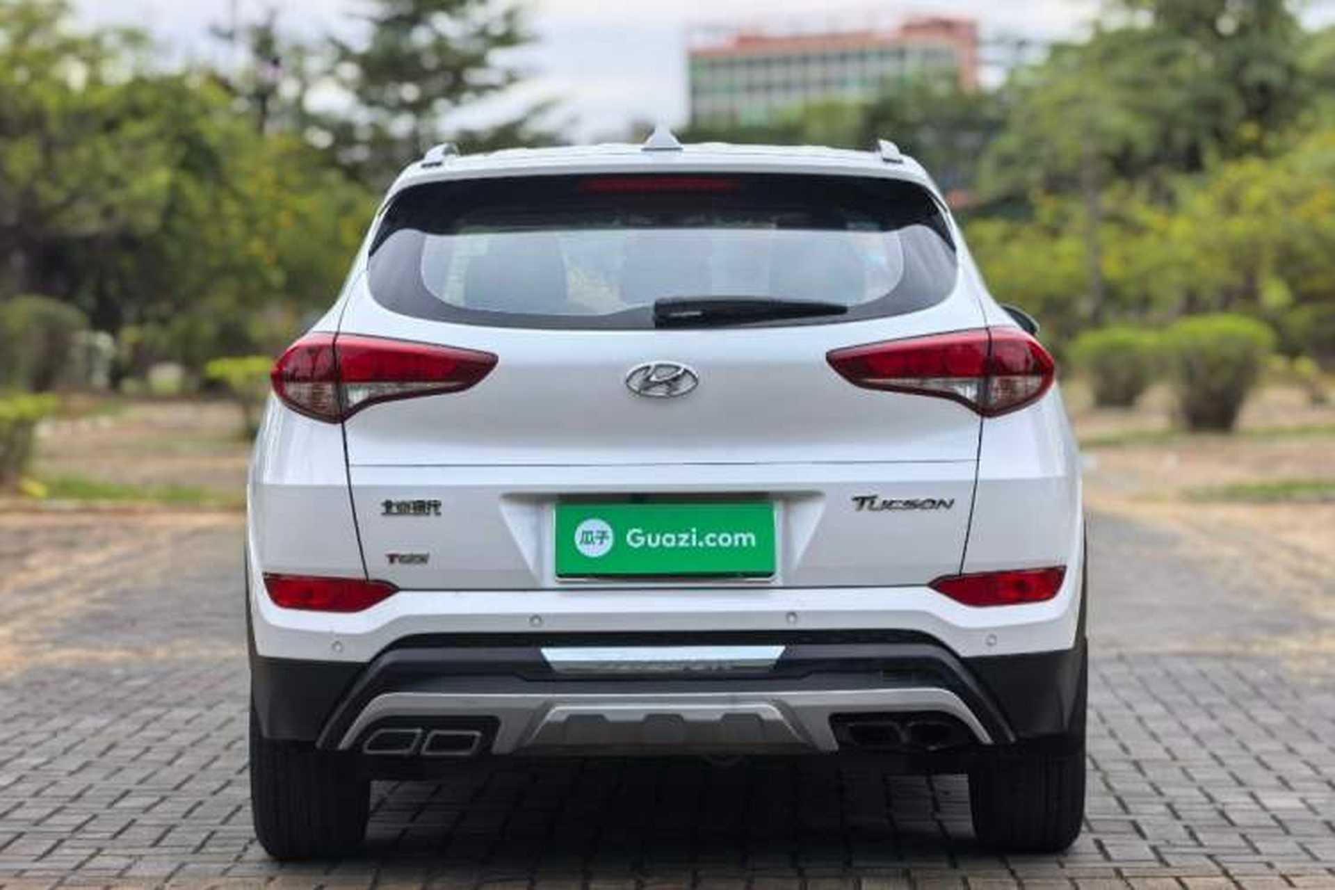 Used Hyundai Tucson 2015 1.6T Dual-Clutch Two-Wheel-Drive Smart Model Exterior 4