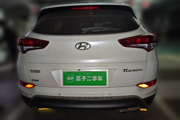 Used Hyundai Tucson 2015 1.6T Dual-Clutch Two-Wheel-Drive Smart Model Exterior 4