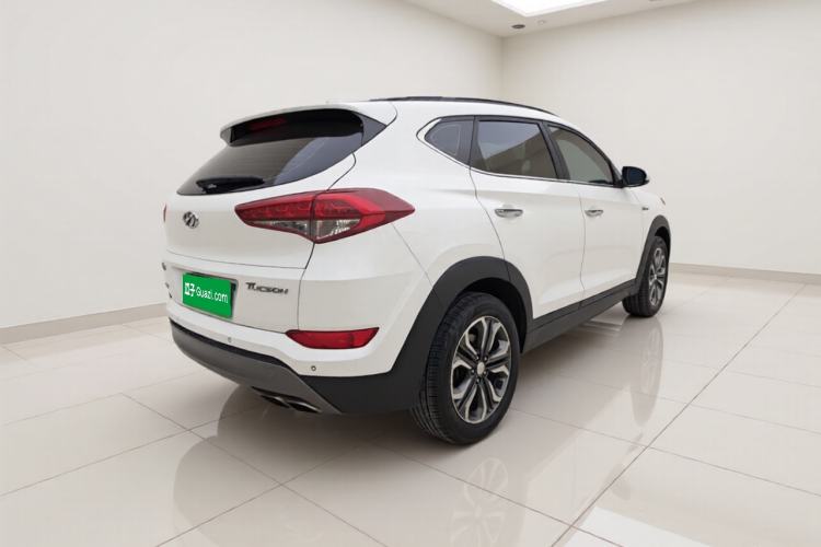 Used Hyundai Tucson 2015 1.6T Dual-Clutch Two-Wheel-Drive Leading Model Exterior 5