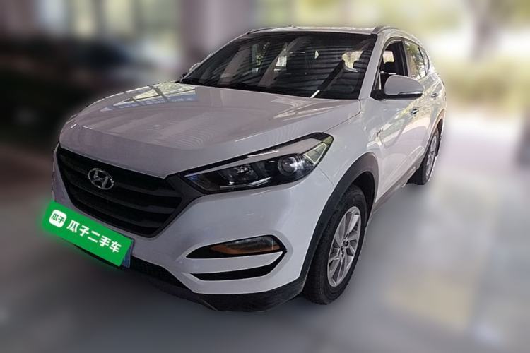 Used Hyundai Tucson 2015 1.6T Dual-Clutch Two-Wheel-Drive Smart Model Guazi used car, China used car export, Used car for sale, Used  cars, Cheapest cars for sale