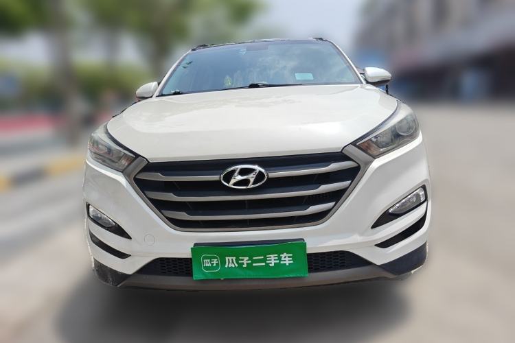 Used Hyundai Tucson 2015 1.6T Dual-Clutch Two-Wheel-Drive Leading Model Front