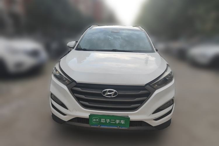 Used Hyundai Tucson 2015 1.6T Dual-Clutch Two-Wheel-Drive Smart Model Front