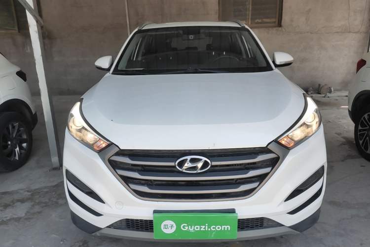 Used Hyundai Tucson 2015 1.6T Dual-Clutch Two-Wheel-Drive Smart Model Front