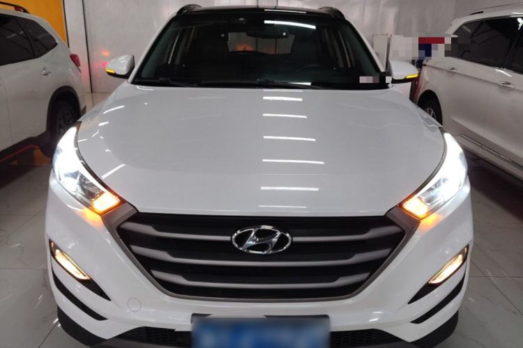 Used Hyundai Tucson 2015 1.6T Dual-Clutch Two-Wheel-Drive Smart Model Front