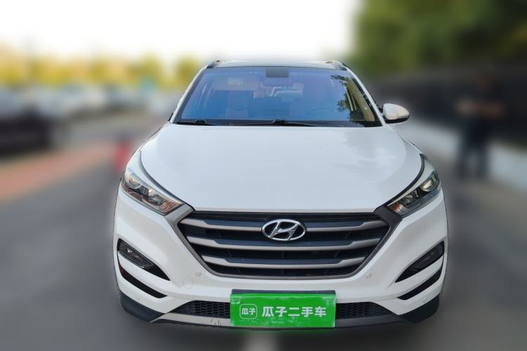 Used Hyundai Tucson 2015 1.6T Dual-Clutch Two-Wheel-Drive Leading Model Front