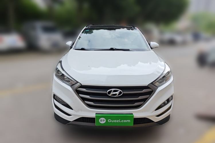 Used Hyundai Tucson 2015 1.6T Dual-Clutch Two-Wheel-Drive Smart Model Front