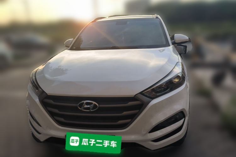 Used Hyundai Tucson 2015 1.6T Dual-Clutch Two-Wheel-Drive Smart Model Front