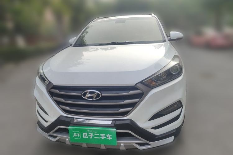 Used Hyundai Tucson 2015 1.6T Dual-Clutch Two-Wheel-Drive Smart Model Front