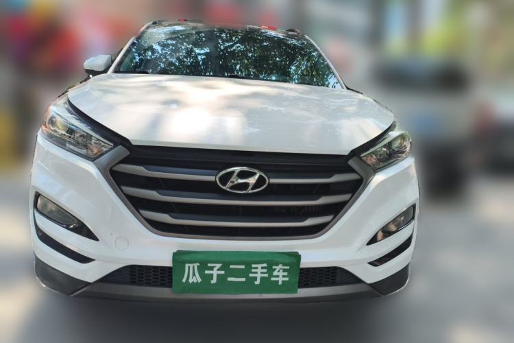 Used Hyundai Tucson 2015 1.6T Dual-Clutch Two-Wheel-Drive Smart Model Front