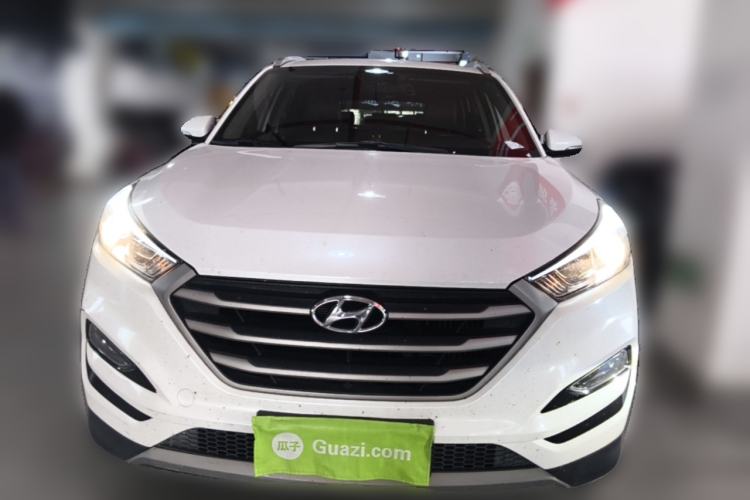 Used Hyundai Tucson 2015 1.6T Dual-Clutch Two-Wheel-Drive Smart Model Front