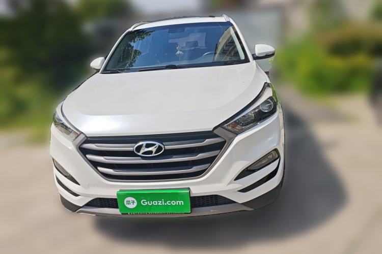 Used Hyundai Tucson 2015 1.6T Dual-Clutch Two-Wheel-Drive Smart Model Front