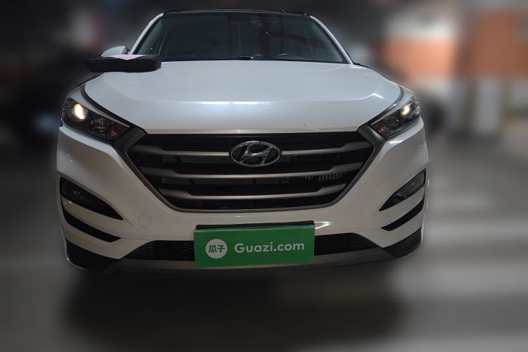 Used Hyundai Tucson 2015 1.6T Dual-Clutch Two-Wheel-Drive Smart Model Front