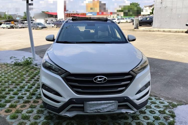 Used Hyundai Tucson 2015 1.6T Dual-Clutch Two-Wheel-Drive Smart Model Front