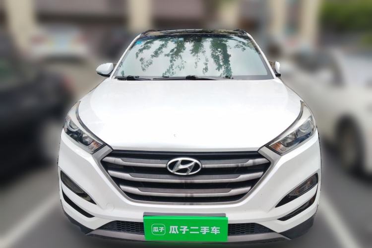 Used Hyundai Tucson 2015 1.6T Dual-Clutch Two-Wheel-Drive Smart Model Front