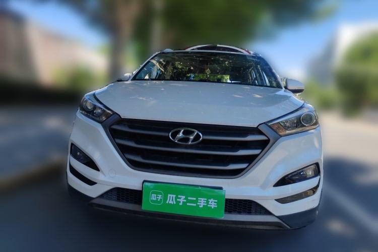 Used Hyundai Tucson 2015 1.6T Dual-Clutch Two-Wheel-Drive Smart Model Front