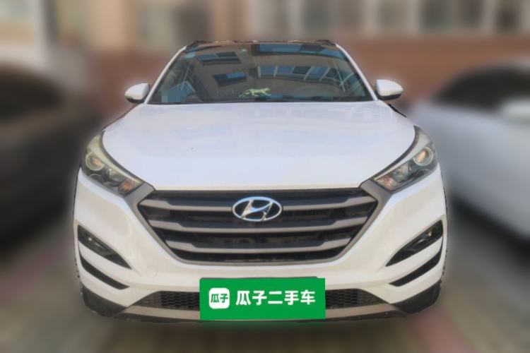 Used Hyundai Tucson 2015 1.6T Dual-Clutch Two-Wheel-Drive Leading Model Front