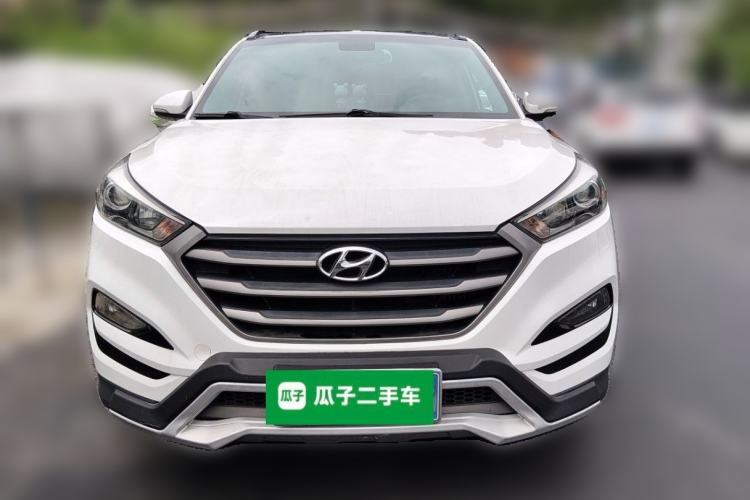 Used Hyundai Tucson 2015 1.6T Dual-Clutch Two-Wheel-Drive Leading Model Front