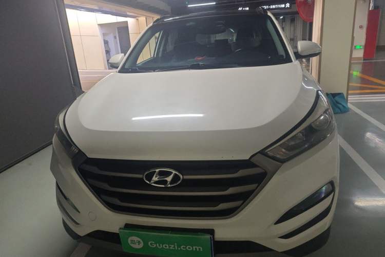 Used Hyundai Tucson 2015 1.6T Dual-Clutch Two-Wheel-Drive Smart Model Front