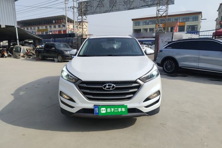 Used Hyundai Tucson 2015 1.6T Dual-Clutch Two-Wheel-Drive Smart Model Front