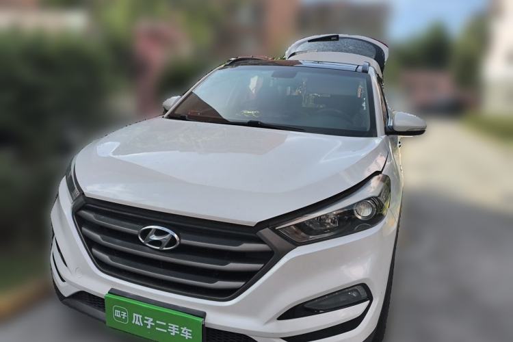 Used Hyundai Tucson 2015 1.6T Dual-Clutch Two-Wheel-Drive Smart Model Front