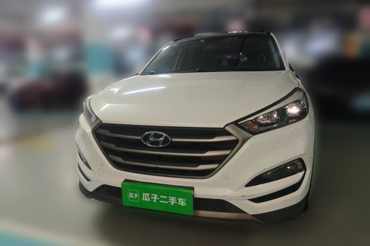 Used Hyundai Tucson 2015 1.6T Dual-Clutch Two-Wheel-Drive Smart Model Front