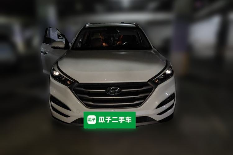 Used Hyundai Tucson 2015 1.6T Dual-Clutch Two-Wheel-Drive Smart Model Front