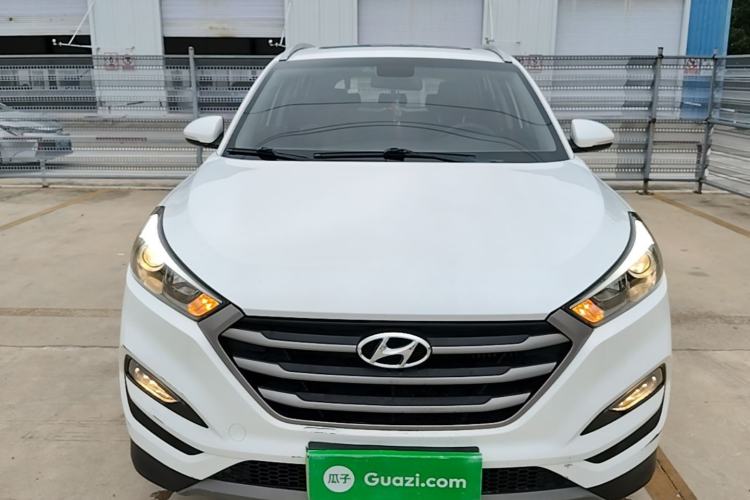 Used Hyundai Tucson 2015 1.6T Dual-Clutch Two-Wheel-Drive Smart Model Front
