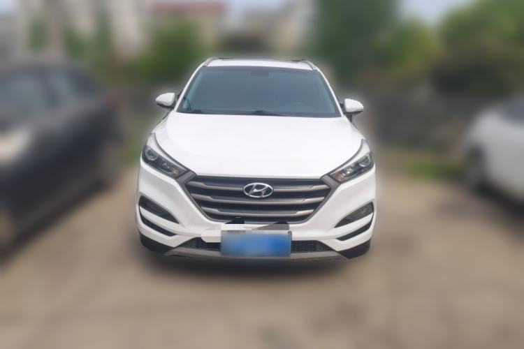 Used Hyundai Tucson 2015 1.6T Dual-Clutch Two-Wheel-Drive Smart Model Front