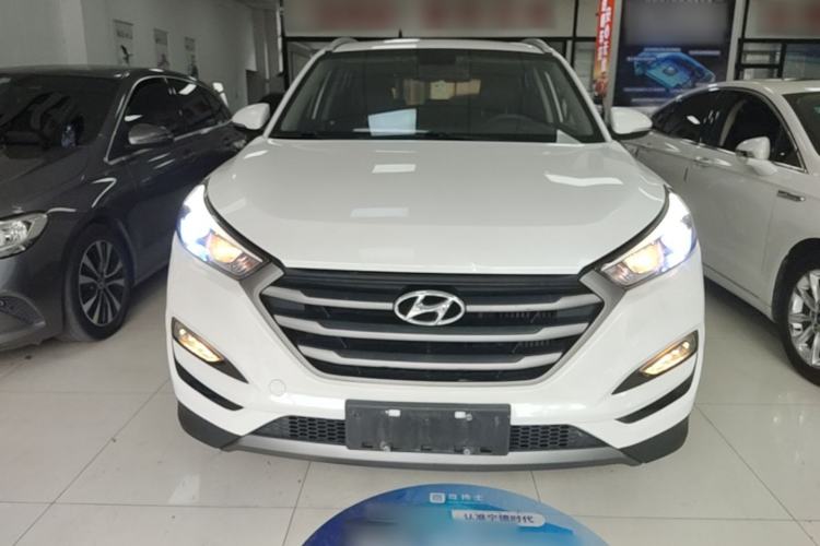 Used Hyundai Tucson 2015 1.6T Dual-Clutch Two-Wheel-Drive Smart Model Front