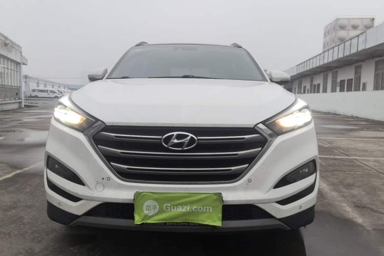 Used Hyundai Tucson 2015 1.6T Dual-Clutch Four-Wheel Drive Flagship Model Front