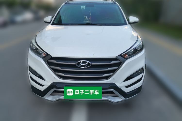Used Hyundai Tucson 2015 1.6T Dual-Clutch Two-Wheel-Drive Leading Model Front