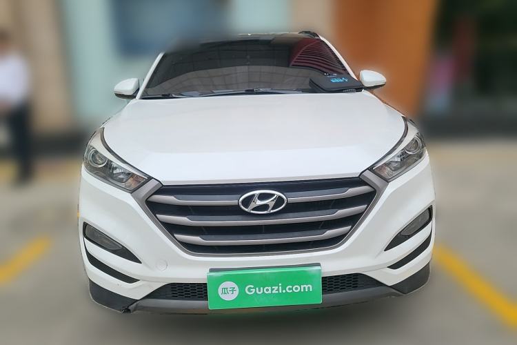 Used Hyundai Tucson 2015 1.6T Dual-Clutch Two-Wheel-Drive Smart Model Front
