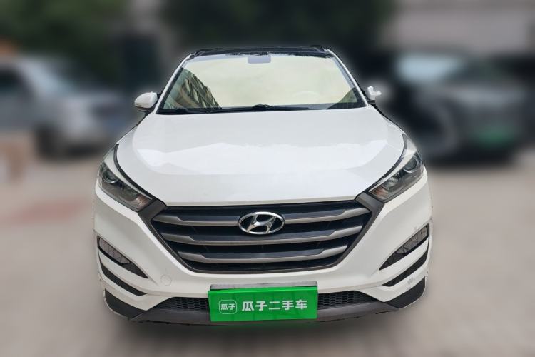 Used Hyundai Tucson 2015 1.6T Dual-Clutch Two-Wheel-Drive Smart Model Front